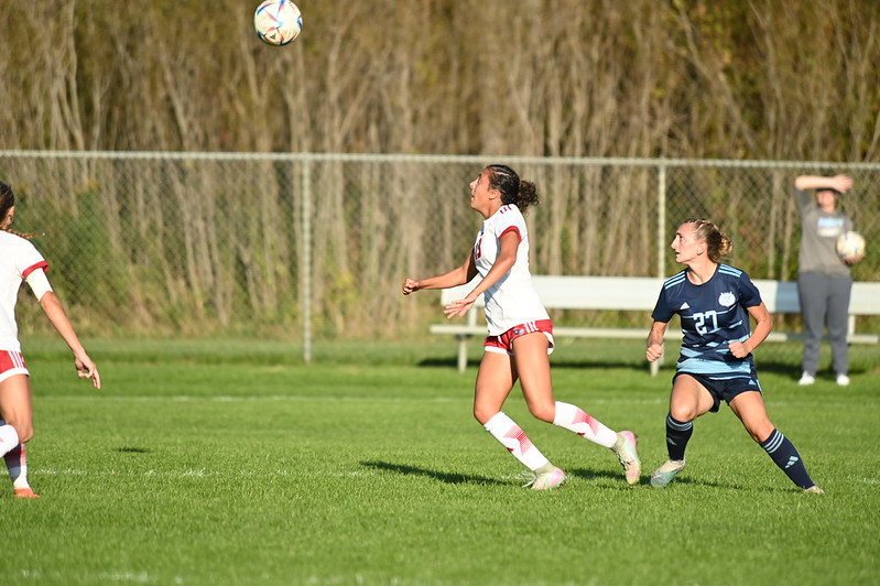 Bristol gets ready to headbutt the ball 